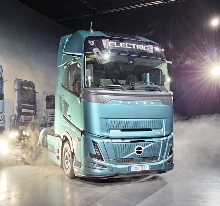 Volvo Trucks I-Roll Teknolojisi: Stop/Start Motorla Bir İlk